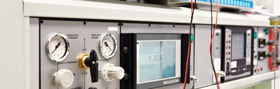 Scurt istoric al etaloanelor naţionale de rezistenţă şi tensiune electrică în curent continuu